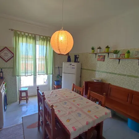 Casa Da Tina Conforto Familiar No Sitio Da アパート ナザレ